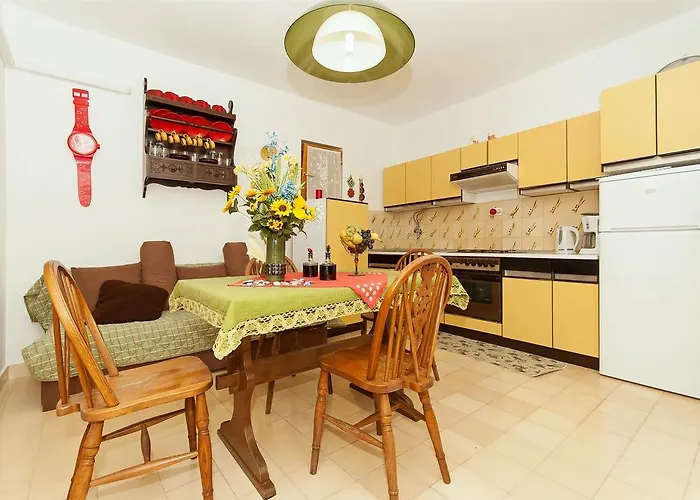 Luna - Gordana Ražanj